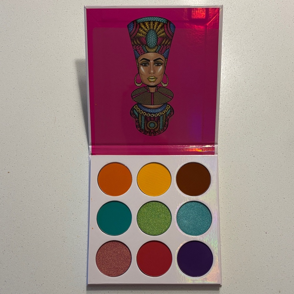 Juvia's Place The Zulu Eyeshadow Palette, Bold Colors, NWT
